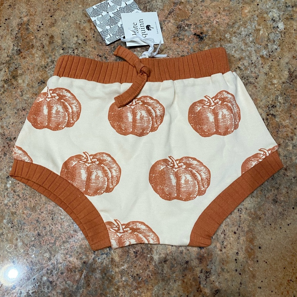 Kate Quinn sport bloomer